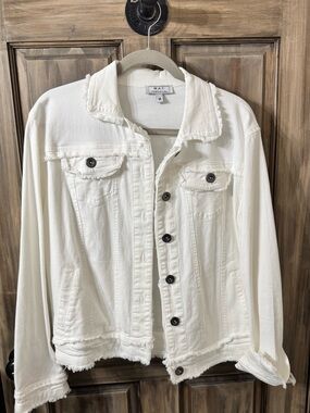 White Frayed Hem Denim Jacket - Women